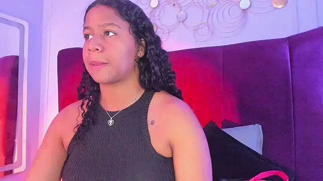 Sofi Fox  online show from 04.02.26