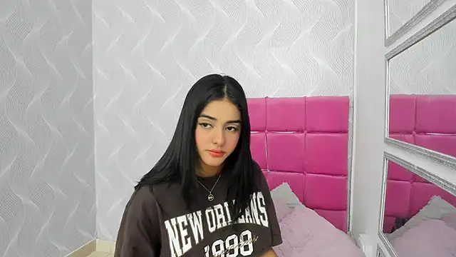 natalia aguirre1 online show from 02.02.25