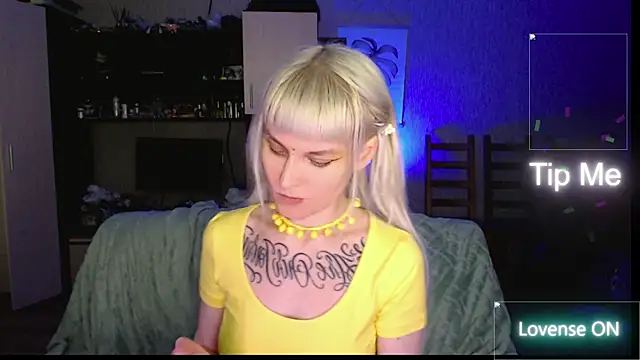 mischellemeow13 online show from 05.16.26