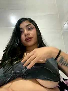 Snapshot of mysteriousgirl20 chatting on 11.13.25 mysteriousgirl20 online show from 11.13.25