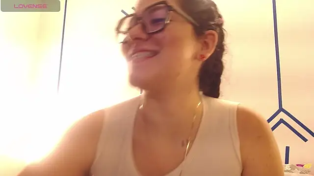 Snapshot of EsmeraldaSantoss chatting on 12.19.24 EsmeraldaSantoss online show from 12.19.24