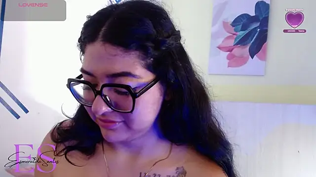 Snapshot of EsmeraldaSantoss chatting on 12.26.24 EsmeraldaSantoss online show from 12.26.24