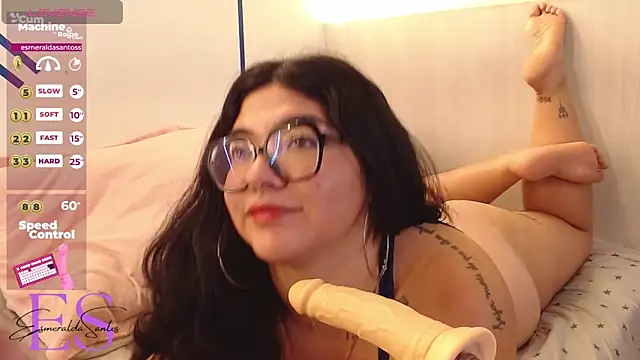 Snapshot of EsmeraldaSantoss chatting on 01.11.25 EsmeraldaSantoss online show from 01.11.25