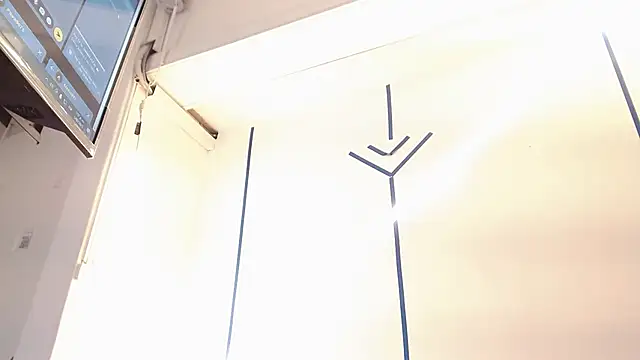 Snapshot of EsmeraldaSantoss chatting on 02.05.25 EsmeraldaSantoss online show from 02.05.25