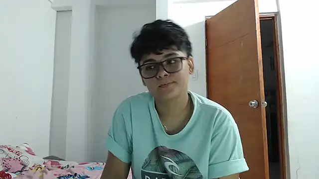 SHARLOTTE MORGAN online show from 01.03.25