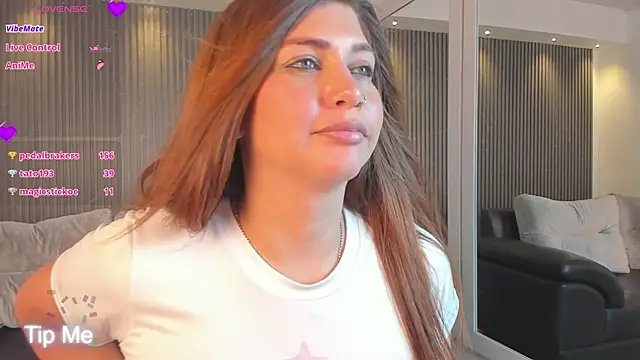 Snapshot of Laurent_Williams chatting on 01.14.25 Laurent Williams online show from 01.14.25