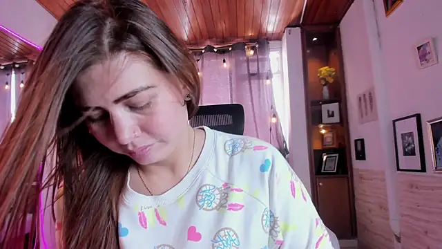 Snapshot of Laurent_Williams chatting on 02.21.25 Laurent Williams online show from 02.21.25