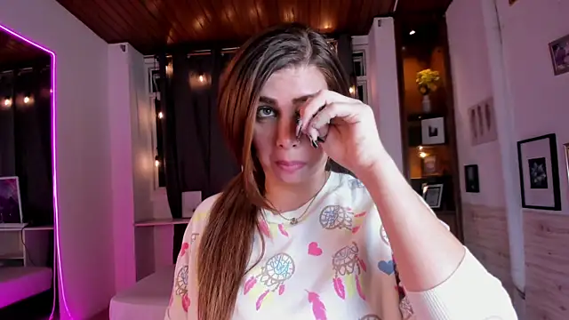 Snapshot of Laurent_Williams chatting on 02.22.25 Laurent Williams online show from 02.22.25