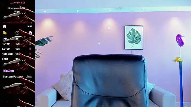 Snapshot of Laurent_Williams chatting on 03.18.25 Laurent Williams online show from 03.18.25