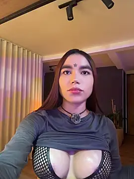 Snapshot of carolynnetrujillo chatting on 06.24.26 carolynnetrujillo online show from 06.24.26