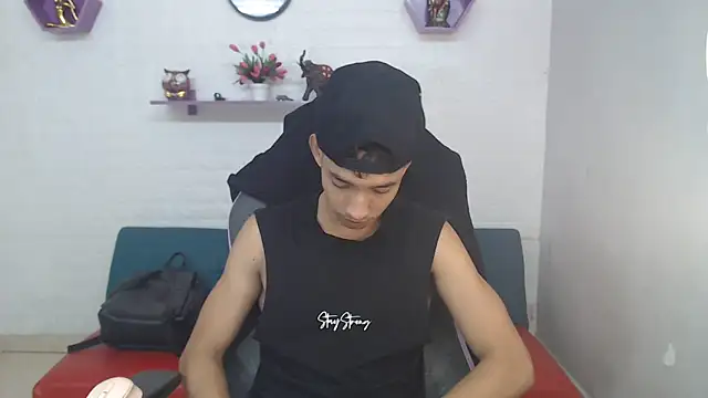 jose sexycumm online show from 03.20.25