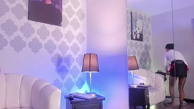 GabyPetit online show from 05.08.26
