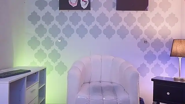 GabyPetit online show from 07.03.26