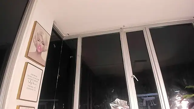 Snapshot of Megan_Lim chatting on 02.13.25 Megan Lim online show from 02.13.25