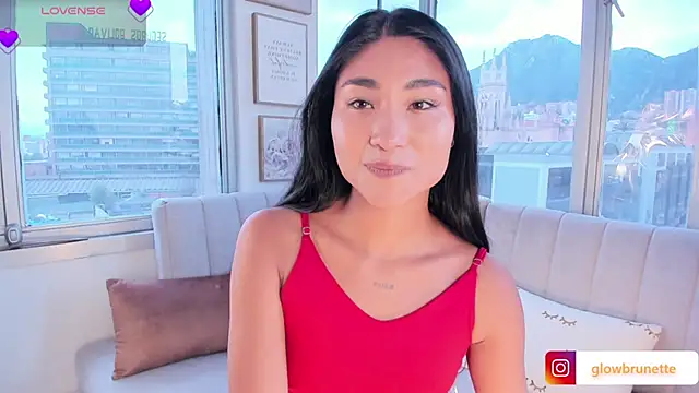 Snapshot of Megan_Lim chatting on 02.13.25 Megan Lim online show from 02.13.25