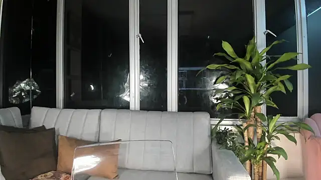 Snapshot of Megan_Lim chatting on 02.15.25 Megan Lim online show from 02.15.25