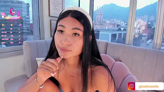 Snapshot of Megan_Lim chatting on 02.20.25 Megan Lim online show from 02.20.25