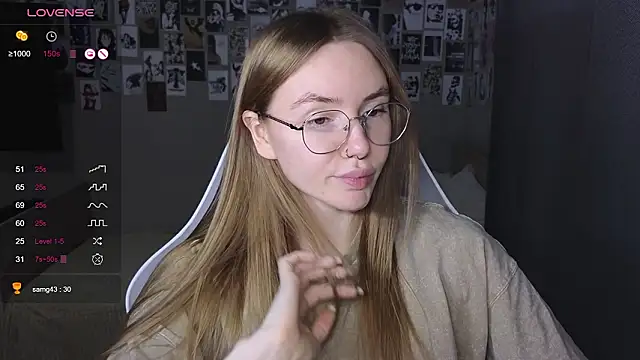 littlevildevil online show from 03.08.26