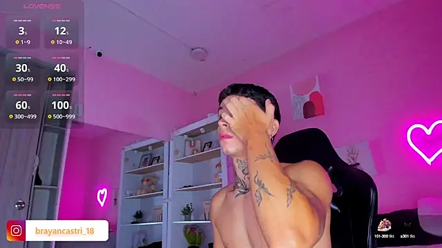 Ian Castillo  online show from 09.22.25