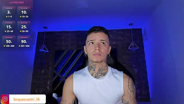 Snapshot of Ian_Castillo_ chatting on 04.16.26 Ian Castillo online show from 04.16.26