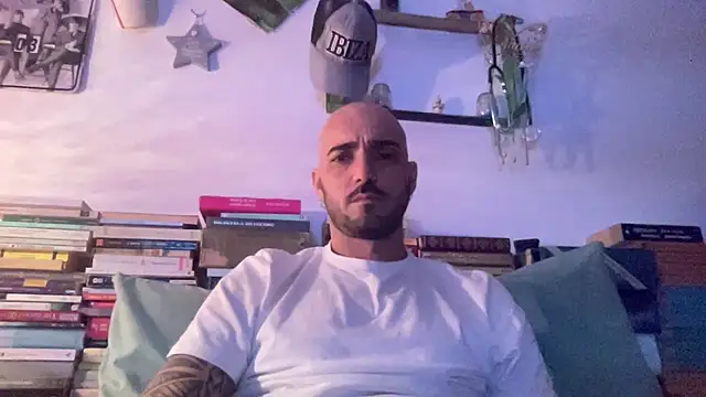 alessandromori91 online show from 04.19.26