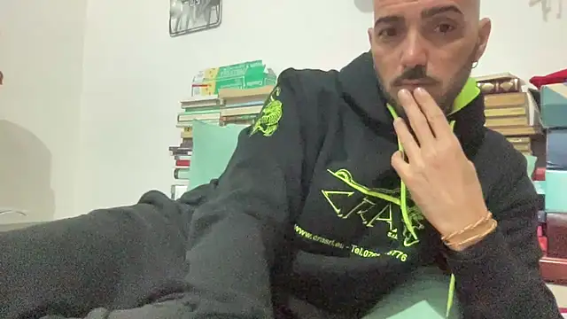 Snapshot of alessandromori91 chatting on 05.10.26 alessandromori91 online show from 05.10.26