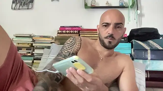 Snapshot of alessandromori91 chatting on 06.12.26 alessandromori91 online show from 06.12.26