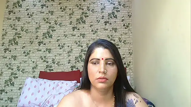 Snapshot of XIndianintimacy chatting on 05.06.26 XIndianintimacy online show from 05.06.26