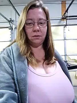 MsShelby40 online show from 12.04.24