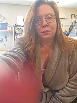 MsShelby40 online show from 02.21.25