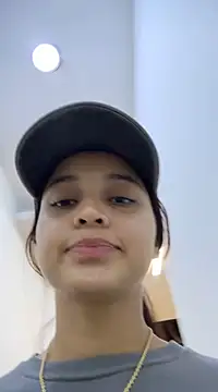 MollySanders    online show from 01.09.25