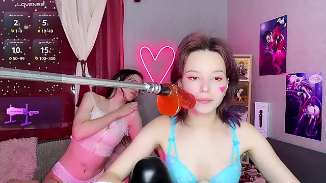 Snapshot of freya_luv chatting on 02.20.25 freya luv online show from 02.20.25