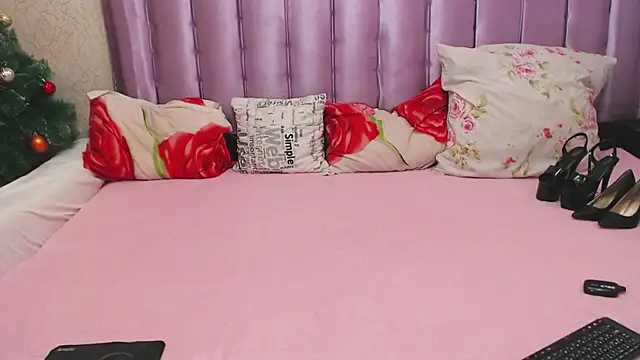 Snapshot of Cristall_Avyy chatting on 01.31.25 Cristall Avyy online show from 01.31.25