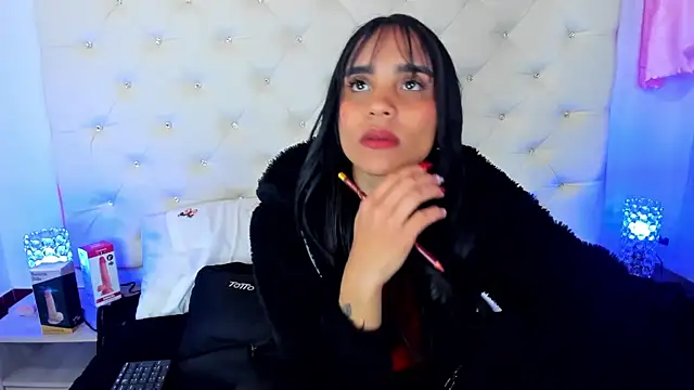 sophie pariss online show from 02.22.25