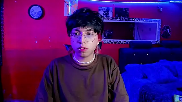 Snapshot of AnggelONfiree chatting on 03.06.25 AnggelONfiree online show from 03.06.25