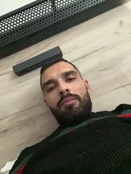 Snapshot of sisi1992 chatting on 03.10.25 sisi1992 online show from 03.10.25