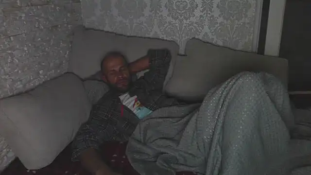 Snapshot of Zbochunec chatting on 09.17.25 Zbochunec online show from 09.17.25