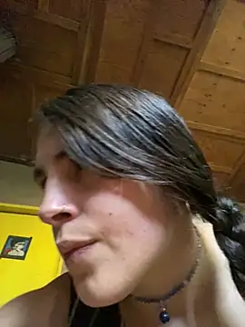 isadelasestrellas online show from 04.28.26