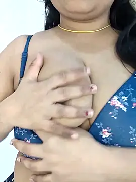 Snapshot of cute_riya0 chatting on 02.21.25 cute riya0 online show from 02.21.25