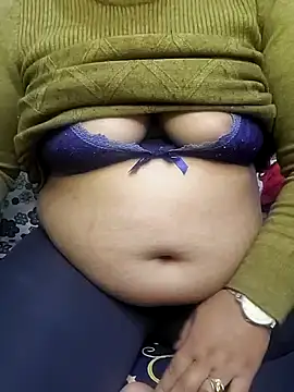 Snapshot of NepaliHotty chatting on 12.04.24 NepaliHotty online show from 12.04.24