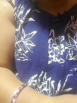 Snapshot of NepaliHotty chatting on 03.04.25 NepaliHotty online show from 03.04.25