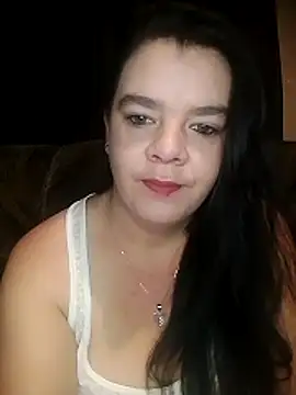 Snapshot of Hornyparratjie chatting on 05.31.26 Hornyparratjie online show from 05.31.26
