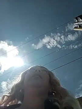 madelaine- online show from 02.18.26