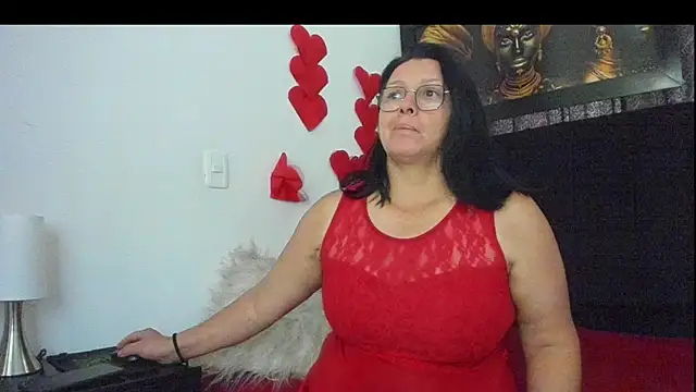 Evaaross 2345 online show from 03.06.25