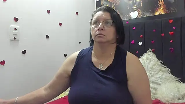 Evaaross 2345 online show from 04.05.26