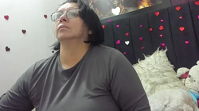 Evaaross 2345 online show from 05.16.26