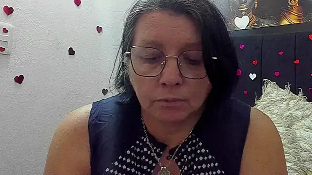 Evaaross 2345 online show from 05.19.26