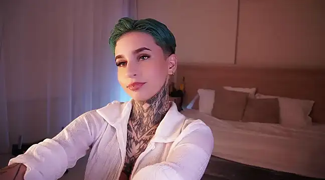 AliceShazaham  online show from 12.04.24