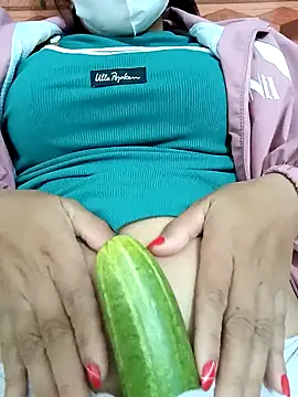 Snapshot of Chiha88 chatting on 12.02.24 Chiha88 online show from 12.02.24