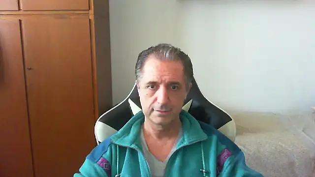lliuk70mi online show from 04.25.26